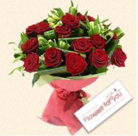 Bouquet com rosas vermelhas "Happy Hour" e alstromerias